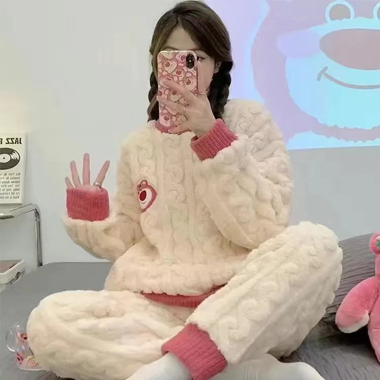 2024爆款珊瑚绒睡衣女套装加绒加厚保暖宽松卡通秋冬季外出家居服