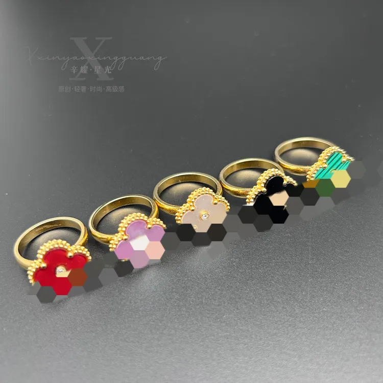 钛钢戒指 【出汗洗澡不掉色】四叶草单钻戒指不能戴着洗碗洗衣服