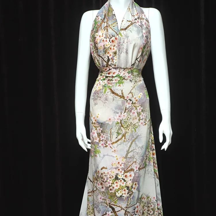 yipak tawar树枝仿真丝面料2.5miter乌鲁木齐发货民族风