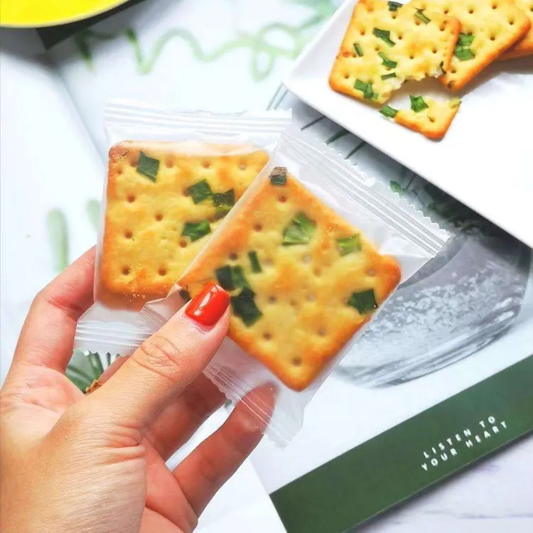 香葱苏打袋装奶盐苏打独立包装葱香咸味饼干小零食早餐代餐小包装