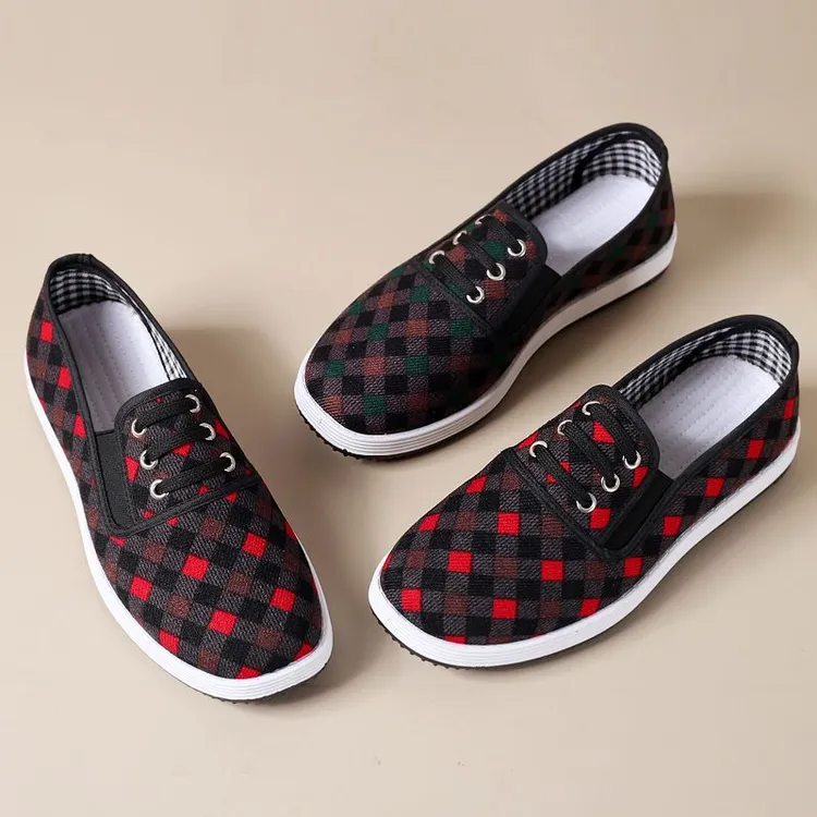 老北京布鞋女鞋透气软底舒适平底妈妈工作一脚蹬春夏秋季休闲布鞋