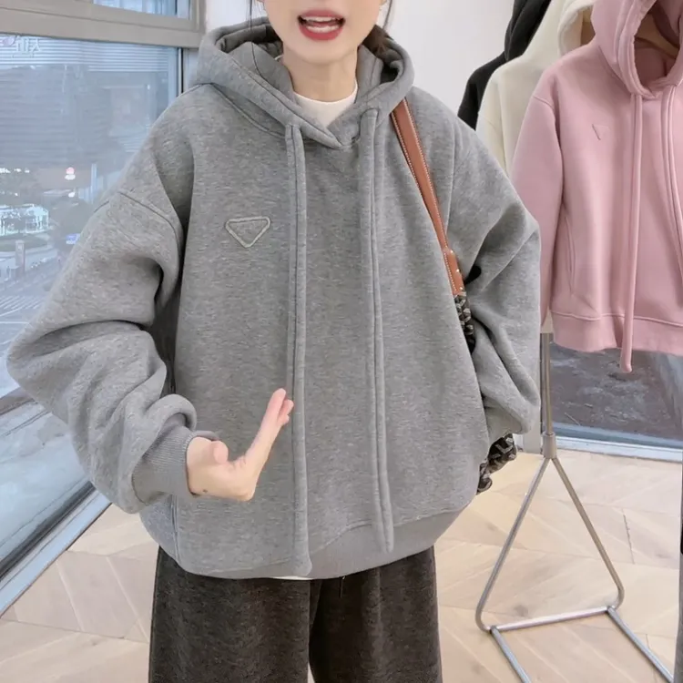 2024冬季新款简约百搭长袖加绒加厚高品质连帽卫衣女1-LK2500353