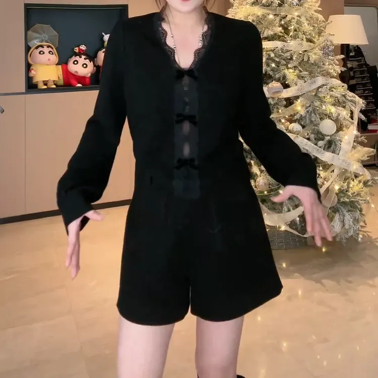 冬季新款高级感蕾丝拼接蝴蝶结上衣T恤LK2500755