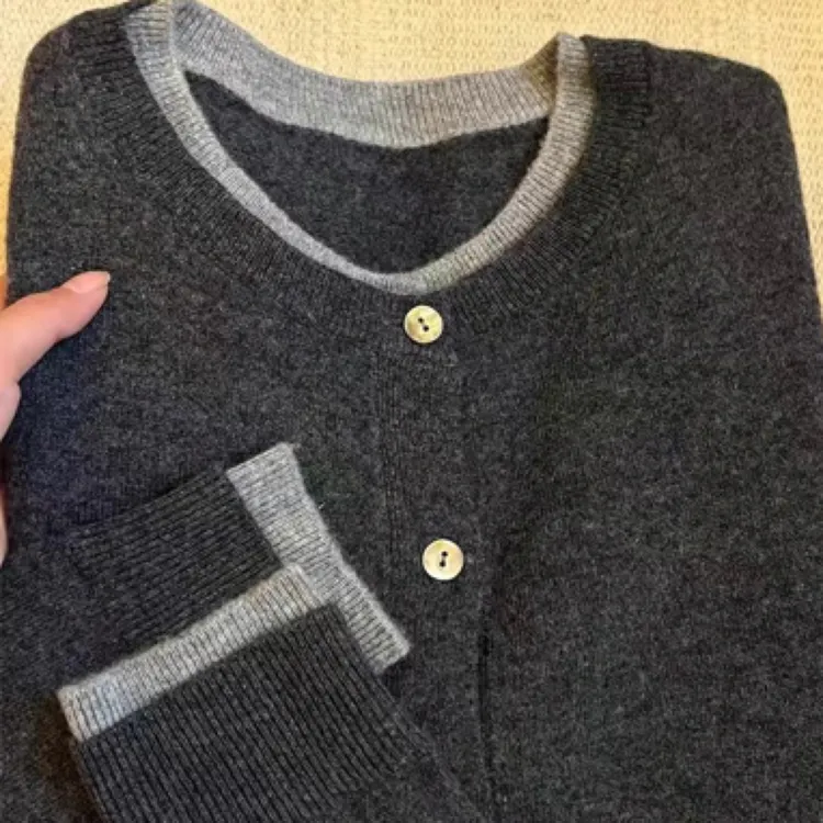 格雷系假两件针织毛衣外套女2024秋冬新款深灰色高级感羊毛上衣