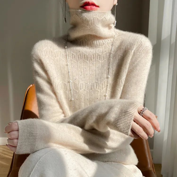 鄂尔多斯市100%纯羊绒衫女秋冬季高领烫钻镂空宽松针织毛衣打底衫