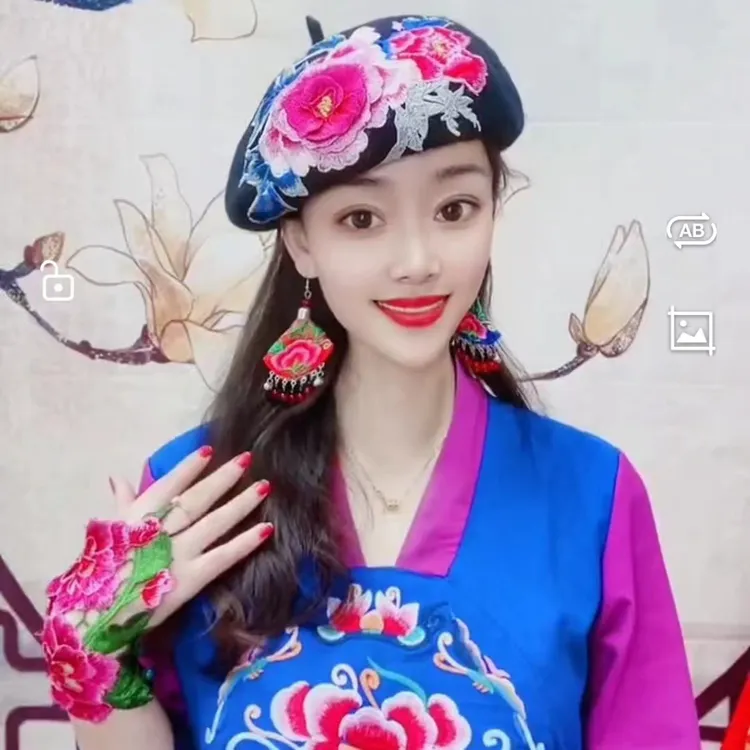 刺绣秋冬文艺帽子女保暖贝雷帽民族风情贝雷帽女士古风绣花帽