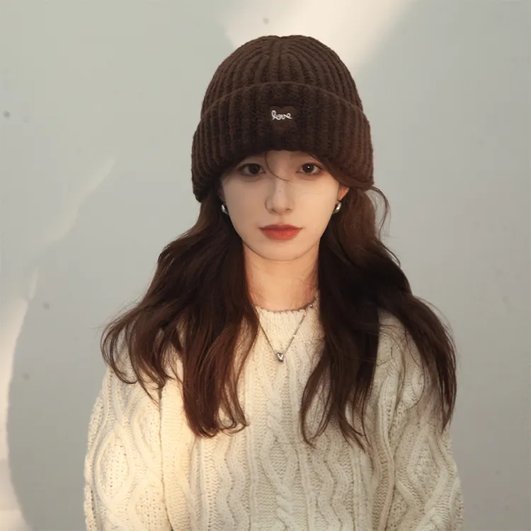 红色爱心针织毛线帽女大头围2025年秋冬季保暖护耳冷帽显脸小帽子