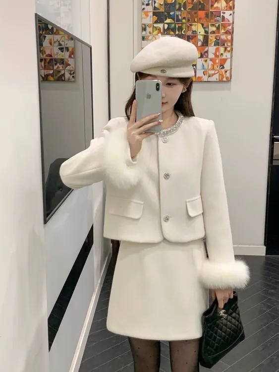 2025早春新款钉珠小香风套装真毛毛袖洋气时尚轻奢显瘦