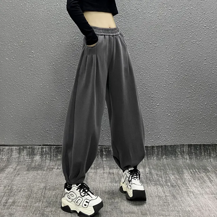 洋气褶纹显瘦百搭宽松运动休闲裤女秋新款洋气高腰直筒束脚卫裤子