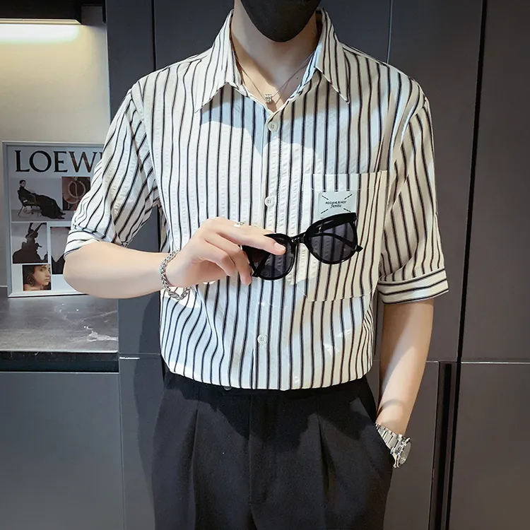 轻奢条纹男士衬衫短袖夏季薄款五分中袖潮牌修身半袖个性短袖衬衣
