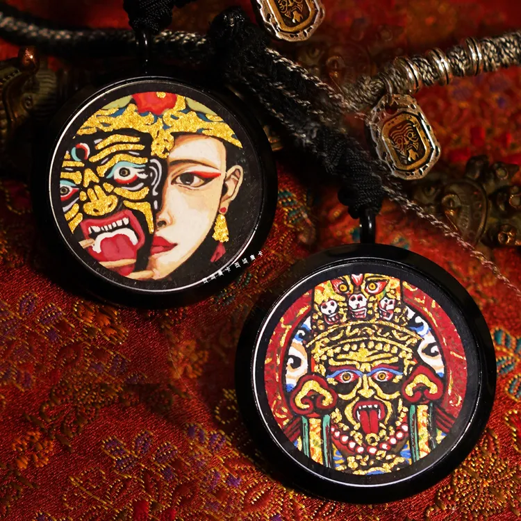 「圆融·福至」前世今生扎基拉姆 双面热贡文化彩绘脖挂