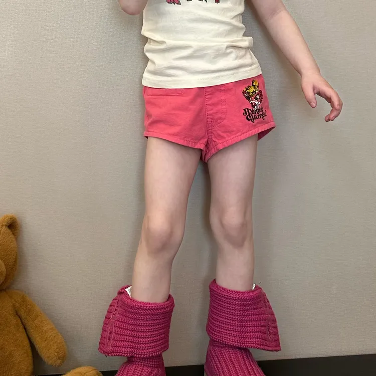 大金家童装2024新品黑超刺绣夏日热裤