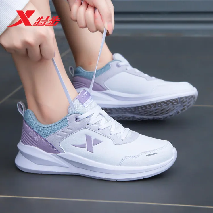 特步女鞋轻便减震跑步鞋学生软底运动鞋秋冬鞋子百搭潮鞋休闲鞋女