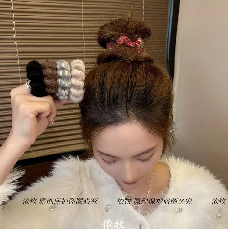 依牧秋冬新款毛绒电话线甜心公主发绳高弹力扎马尾不伤发耐用头绳