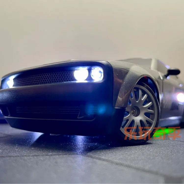 高速四驱漂移遥控玩具车入门RC电动玩具车模型半比例油门生日礼物