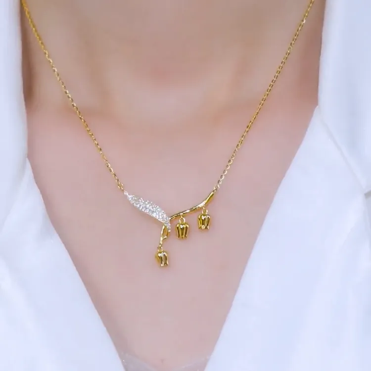 钛钢项链 2025网红时尚新款气质精致轻奢小众铃兰花项链锁骨链女