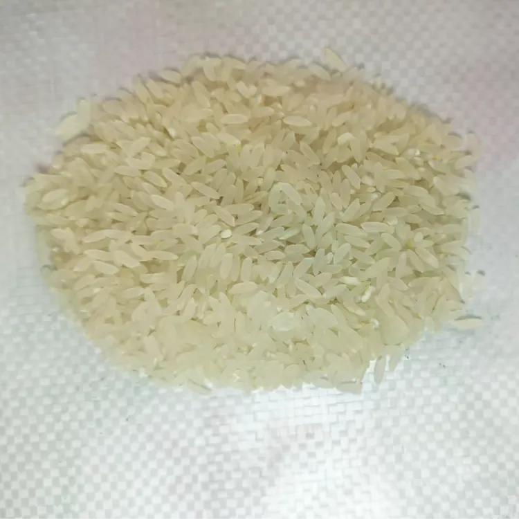 新大米,自己磨的,河水灌溉,无任何添加剂。