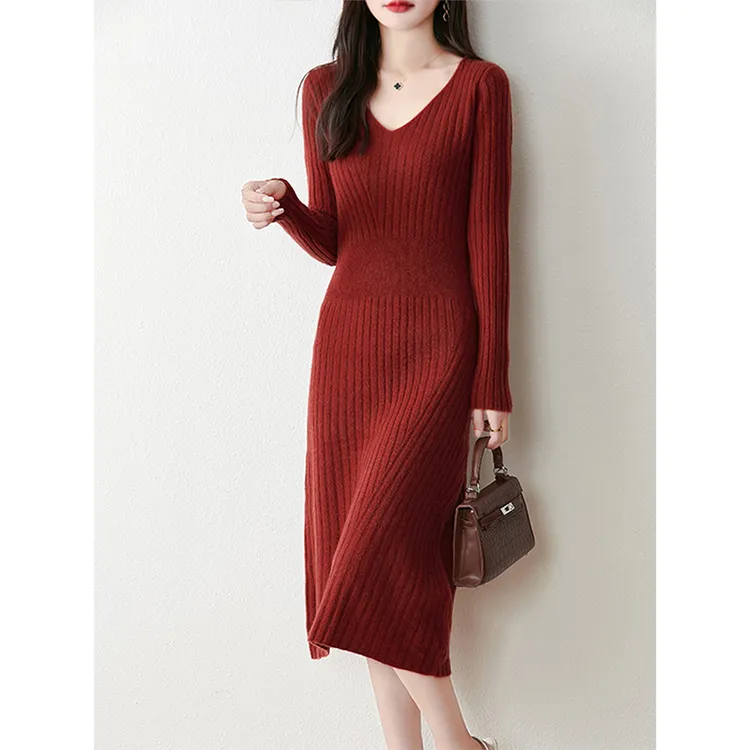 V领抽条纯羊毛连衣裙女中长款秋冬季高腰显瘦气质高档针织毛衣裙