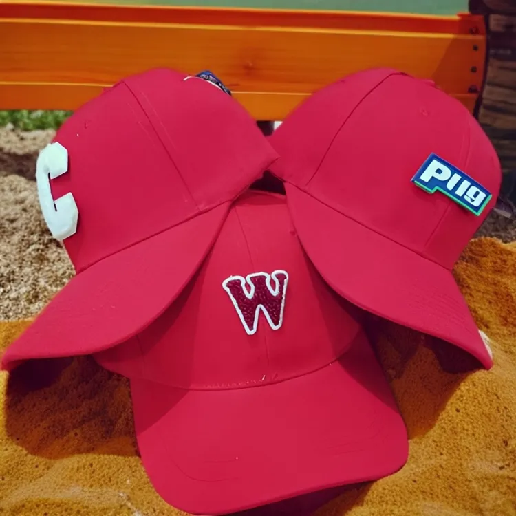 时尚运动帽均码红色成人帽子男女同款棒球帽鸭舌帽玫红户外太阳帽