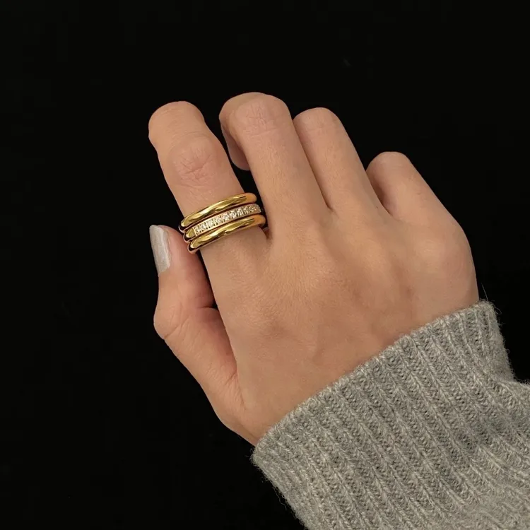 钛钢合成锆石戒指 三件套基础款经典金色锆石素圈戒指高保色A10