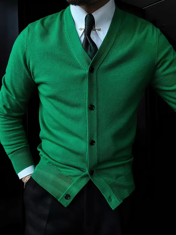 针织开衫绿色青果领毛衣长袖修身潮流时尚男轻奢百搭V领春秋外套