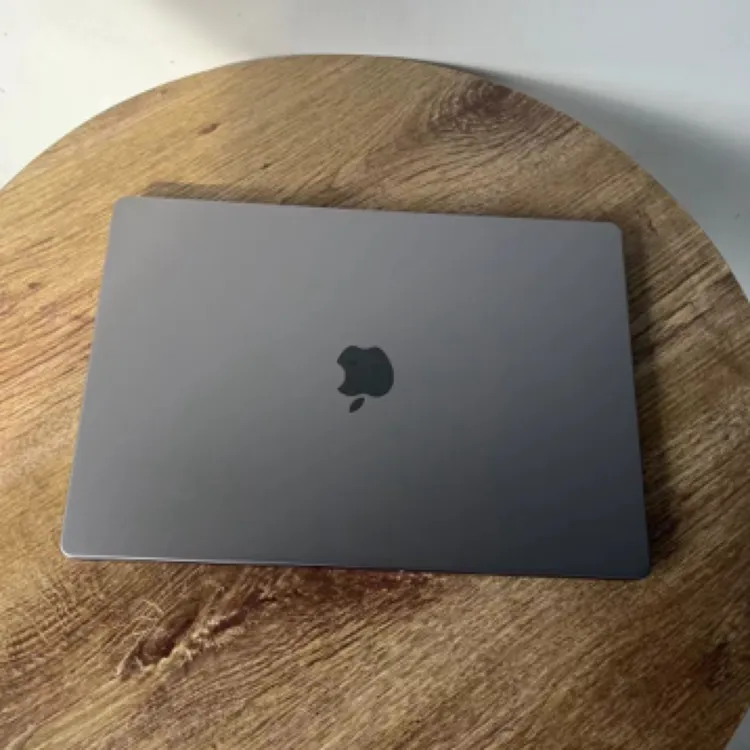 95新 Apple/苹果 21款16寸14寸Pro m1pro芯片 16+512gb  16g 1T