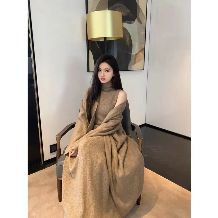 卡其色高领背心针织开衫半身裙女秋冬季新款老钱风时尚三件套装裙