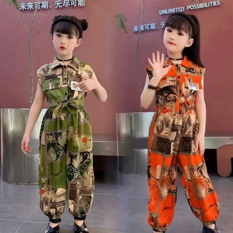 女童套装夏装2025夏季新款迷彩工装套装儿童清凉无袖套装两件套