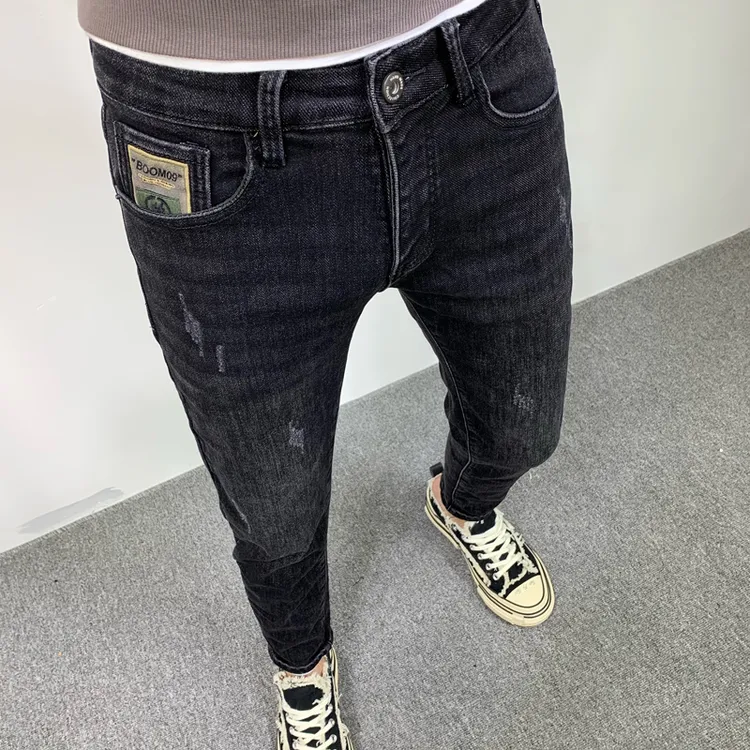 2025秋季高档黑色九分牛仔裤男潮流修身韩版百搭弹力刺绣小脚长裤
