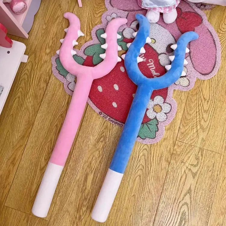 毛绒讨伐棒吉伊卡哇小八吉伊乌萨奇成人款抓猫玩具70长