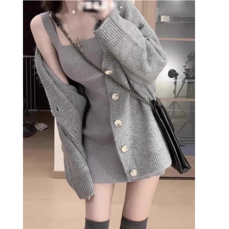 气质高级感韩版针织吊带裙女秋冬款纯欲高冷御姐风包臀连衣裙套装