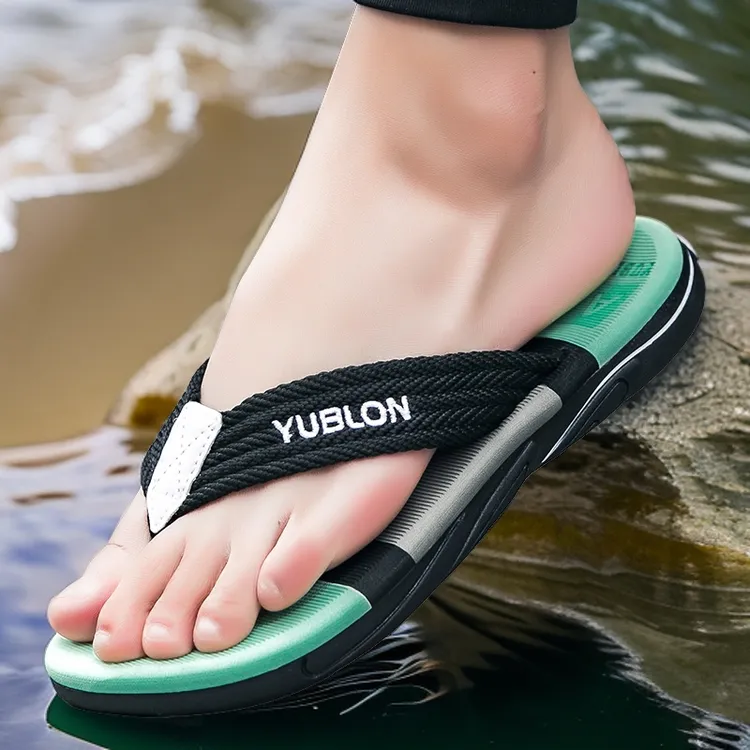 男士拖鞋人字拖夏季时尚拖鞋潮流个性户外休闲耐磨防滑人字拖鞋