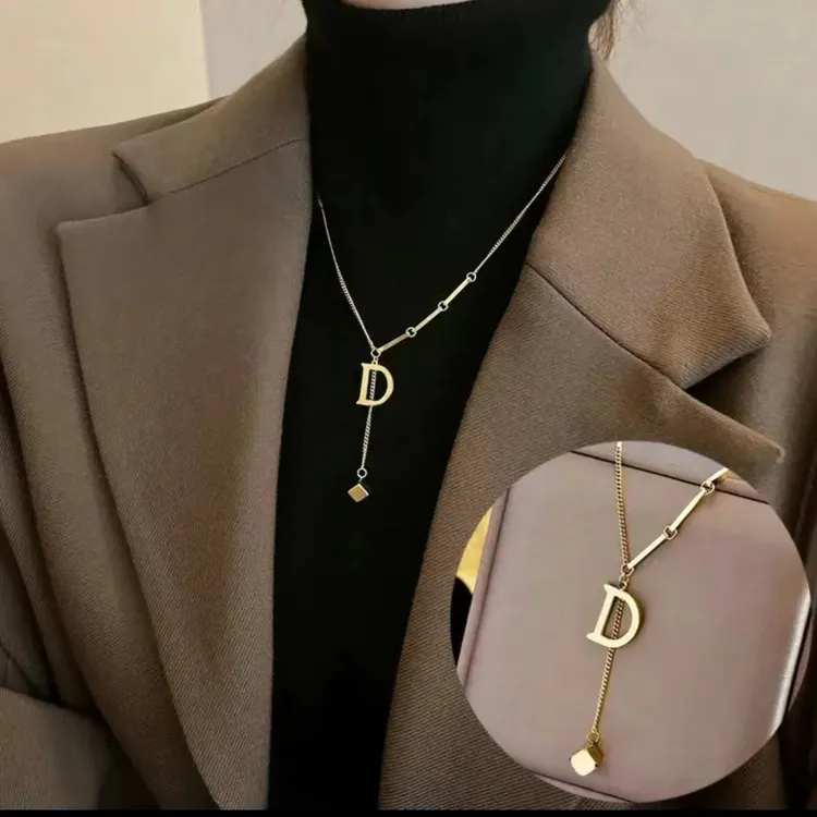 钛钢项链 时尚网红款小方块流苏字母D项链小众不掉色锁骨链百搭