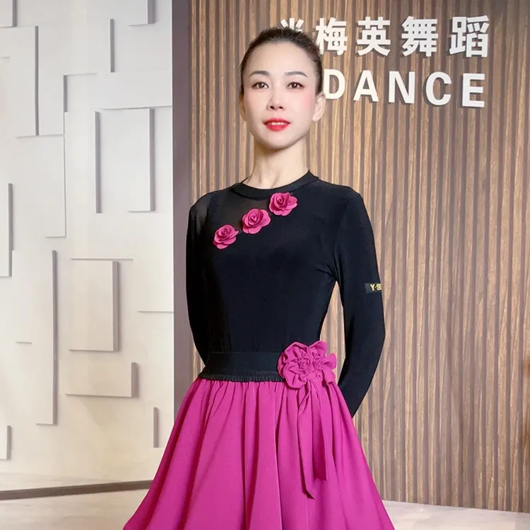 华丝格【姗姗来迟】新款半高领玫瑰花长袖小衫