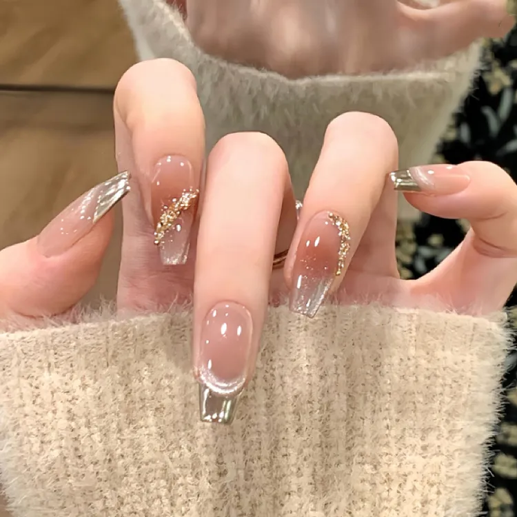 清瑶纯手工定制美甲可拆卸麦穗钻穿戴甲冰透极光钻裸色穿戴式