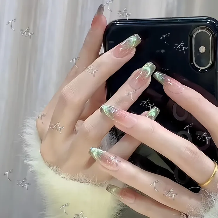 精灵猫眼 手工穿戴甲秋冬绿光精灵猫眼百搭清新夏天法式美甲