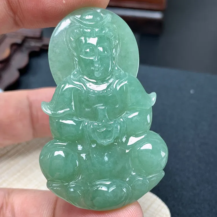 优惠缅甸纯天然翡翠A货老坑冰种满绿色观音菩萨守护神吊坠