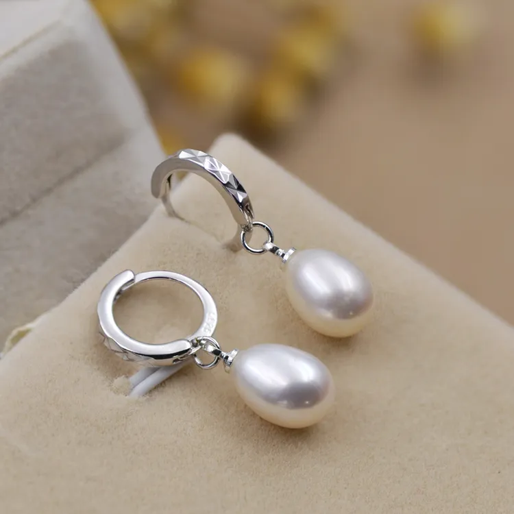 天然淡水珍珠S925银耳扣耳环短款气质时尚2024年新款妈妈不过敏