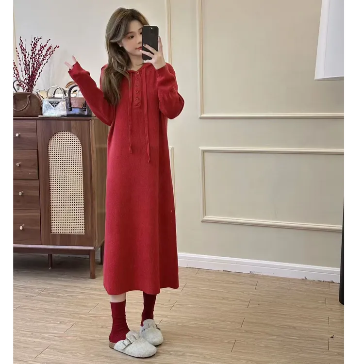 CJJ【云柔漫步】法式连帽针织女秋冬新款小个子宽松休闲打底毛衣裙