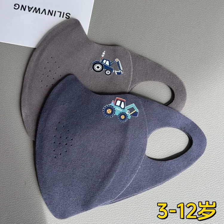 儿童保暖口罩秋冬男童防寒防风透气无痕卡通小学生面罩水洗3-12岁