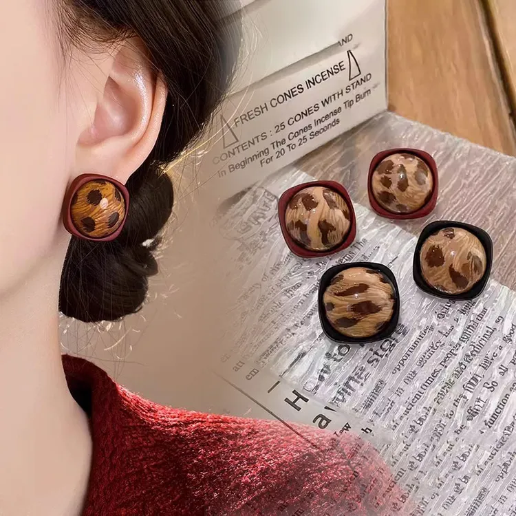 复古耳环豹纹耳钉新款小众气质高级个性百搭独特耳饰秋冬爆款4577