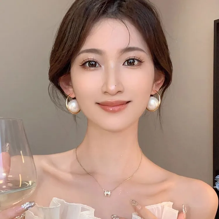 莱茵河畔~耳钉女ins耳环小众设计感高级感2025年新款洋气耳饰3105
