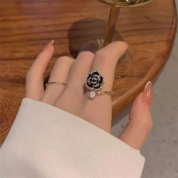黑色山茶花戒指女ins高级感时尚小众轻奢法式小香风不掉色潮3845