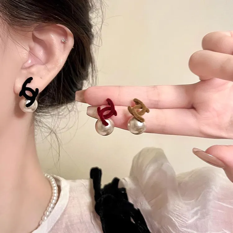 秋冬复古交叉双仿珍珠耳钉女2025新款爆款高级感气质耳环独特耳饰