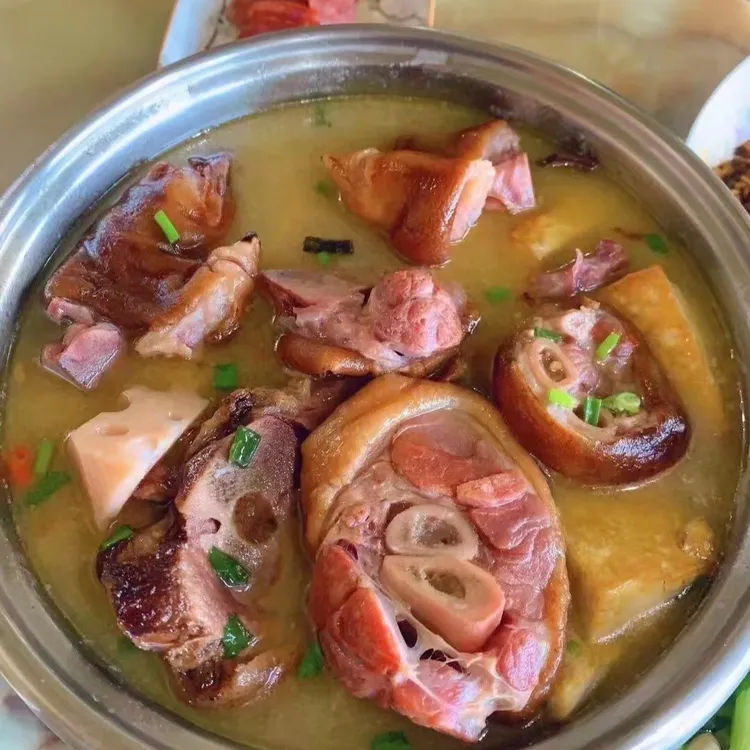 传统手工烟熏腊猪蹄恩施土家风味腊味猪脚