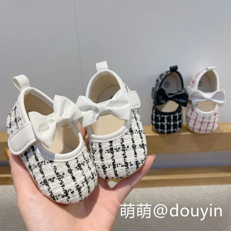 春秋季0-12个月女宝宝小香风6-12个月软底防滑公主鞋室内学步单鞋