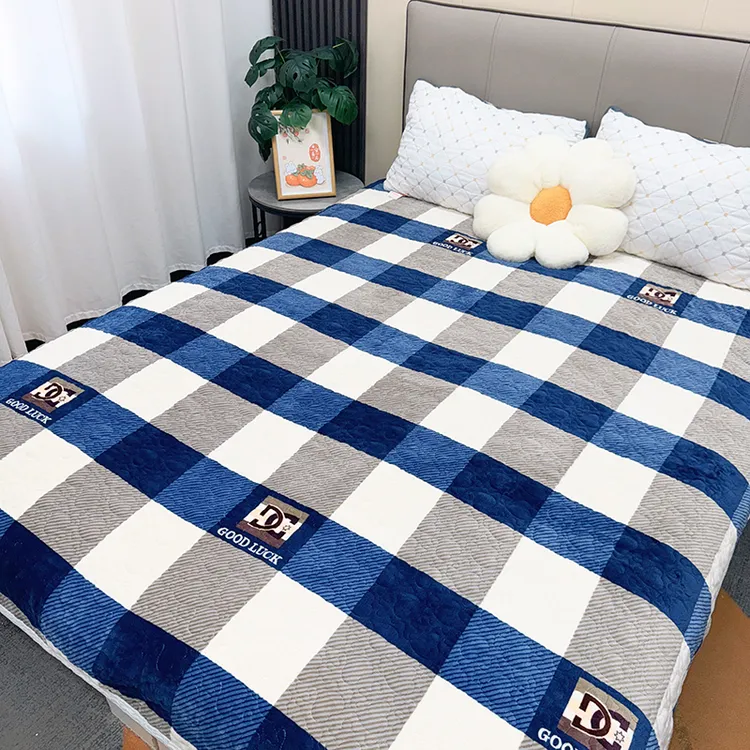 2025新款冬季牛奶绒床盖单件夹棉加绒床单防滑毛绒榻榻米炕盖盖毯