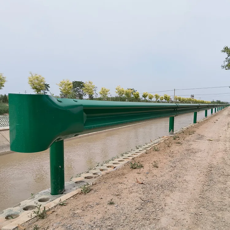 波形护栏乡村道路护栏板双波镀锌钢喷塑公路交通安全防护隔离护栏