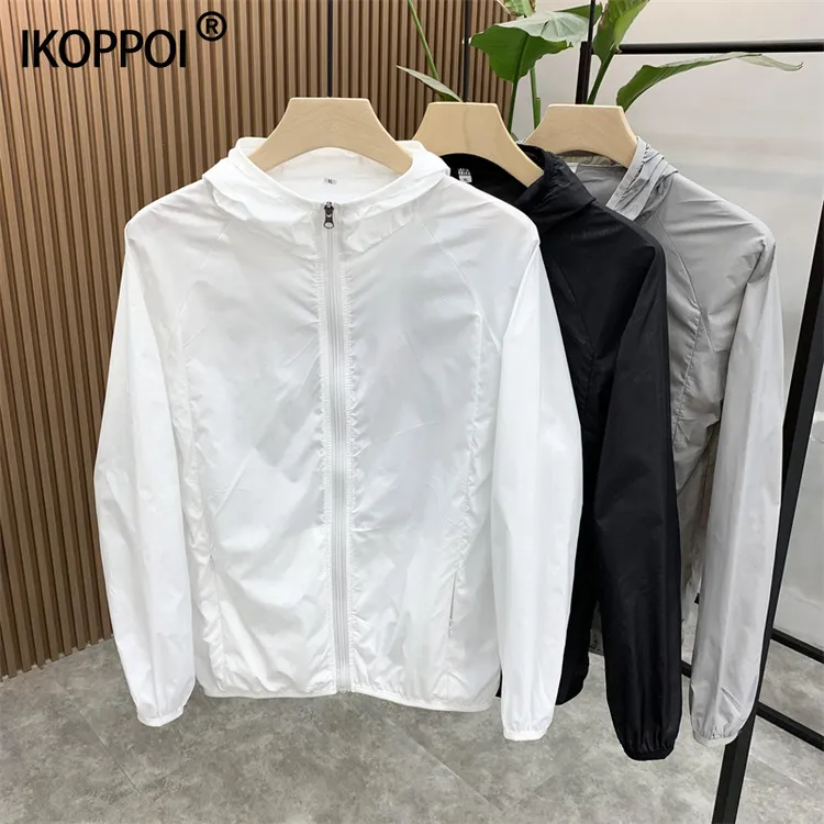 连帽防晒衣男士夏季户外修身透气轻薄外套冰丝休闲大码速干防晒服