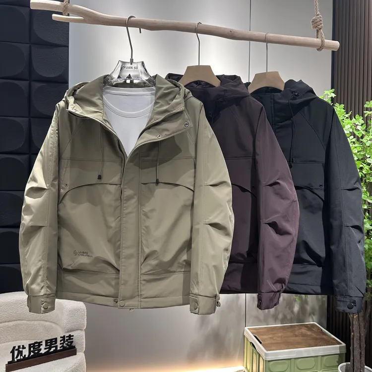连帽气绒冲锋衣秋季薄外套纯色简约大口袋防风男士休闲外套